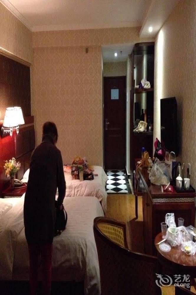 Shenzhen Haitian Hotel Екстер'єр фото