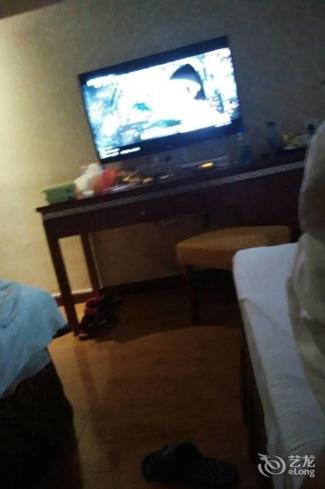 Shenzhen Haitian Hotel Екстер'єр фото